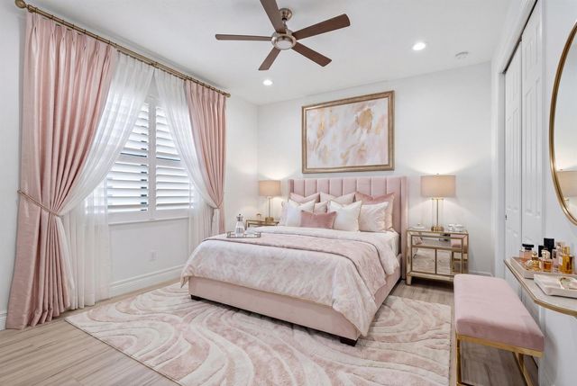9524 Eden Roc Court, Delray Beach, FL 33446