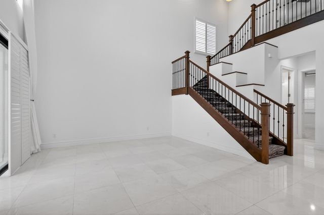 9524 Eden Roc Court, Delray Beach, FL 33446