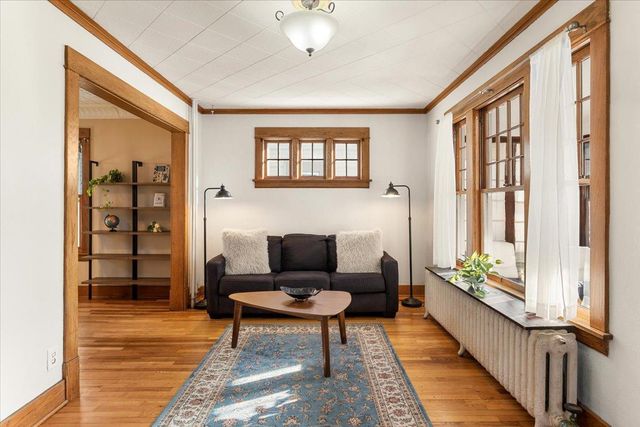 1657 Edmund Avenue, Saint Paul, MN 55104