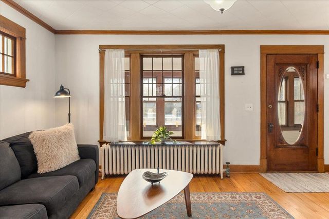 1657 Edmund Avenue, Saint Paul, MN 55104