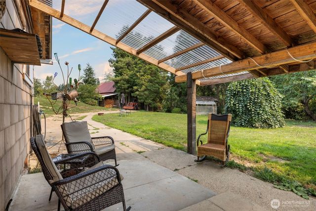 25193 Walker Valley Road, Mount Vernon, WA 98274