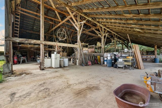 25193 Walker Valley Road, Mount Vernon, WA 98274