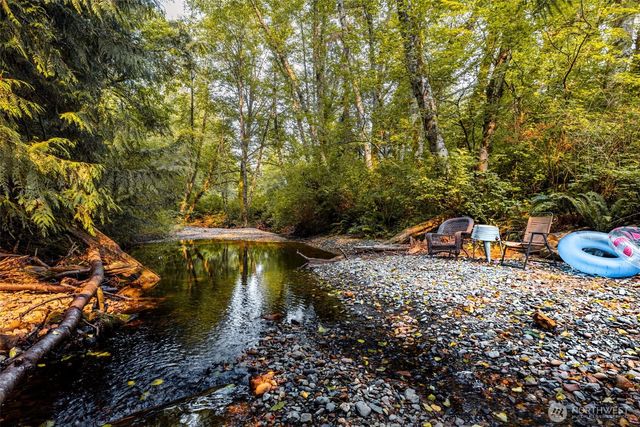 25193 Walker Valley Road, Mount Vernon, WA 98274