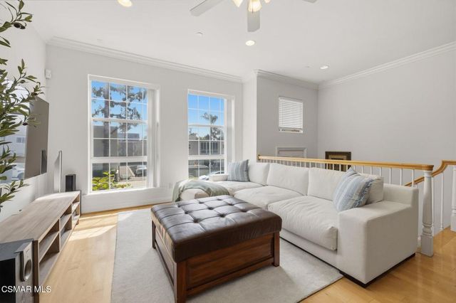 4106 W Kling Street, Burbank, CA 91505