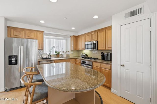 4106 W Kling Street, Burbank, CA 91505