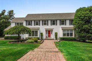 4 Forsythe Meadow Lane, Stony Brook, NY 11790