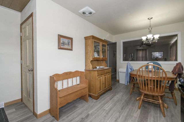 S71W23350 National AVENUE, Big Bend, WI 53103