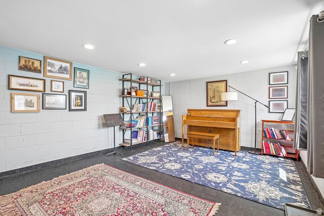 219 E WHITLOCK AVE, South Salt Lake, UT 84115