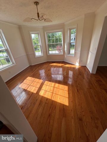 90 LEE ST, Stewartstown, PA 17363