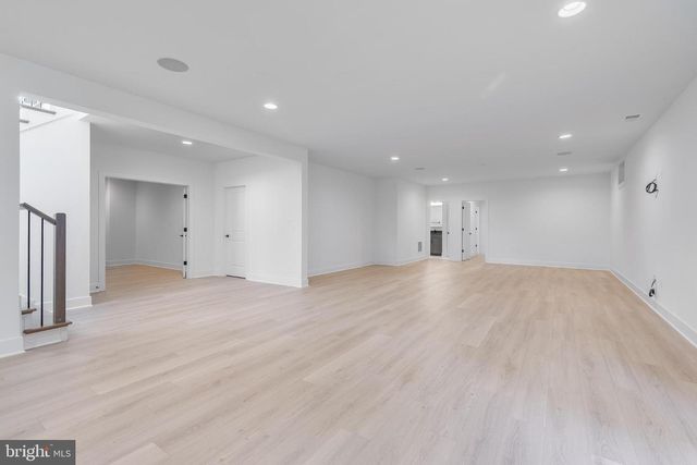 9209 FRANKS POINT LN, Lorton, VA 22079