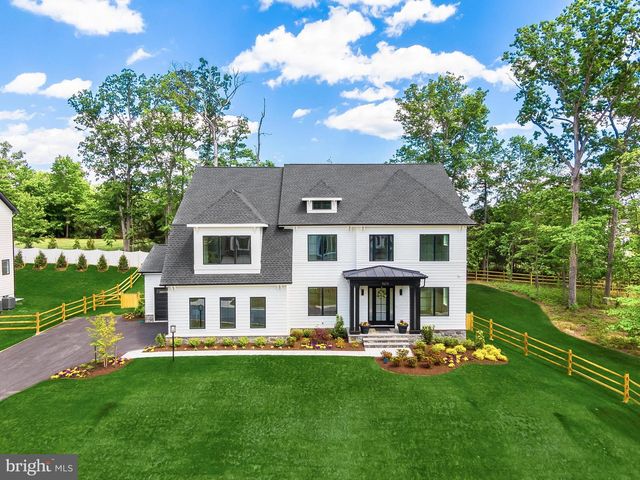 9209 FRANKS POINT LN, Lorton, VA 22079