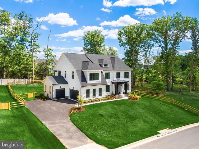 9209 FRANKS POINT LN, Lorton, VA 22079