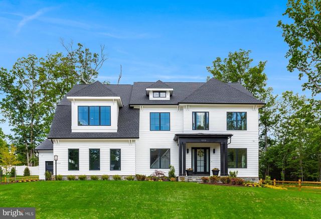 9209 FRANKS POINT LN, Lorton, VA 22079