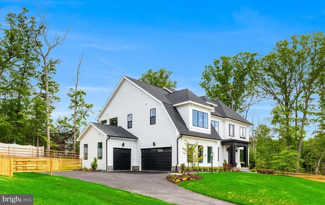 9209 FRANKS POINT LN, Lorton, VA 22079