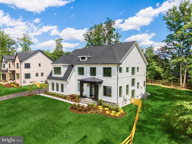 9209 FRANKS POINT LN, Lorton, VA 22079