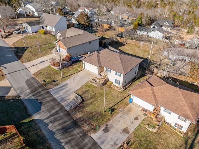 2825 Sandpiper Drive, Branson, MO 65616