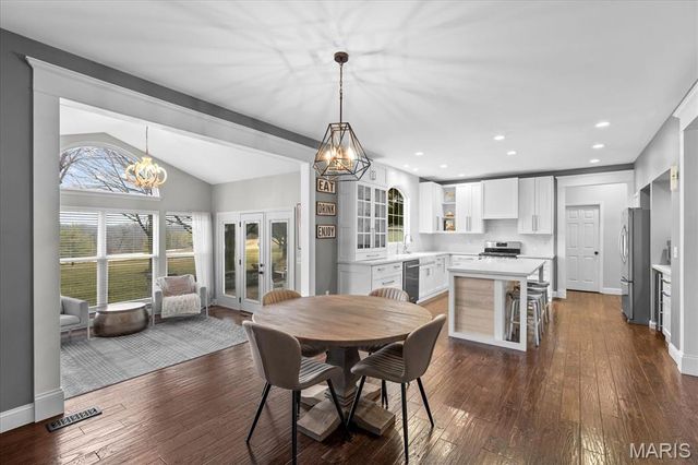 7349 Wolfrun Trail, Fairview Heights, IL 62208