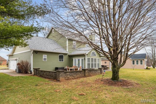 7349 Wolfrun Trail, Fairview Heights, IL 62208