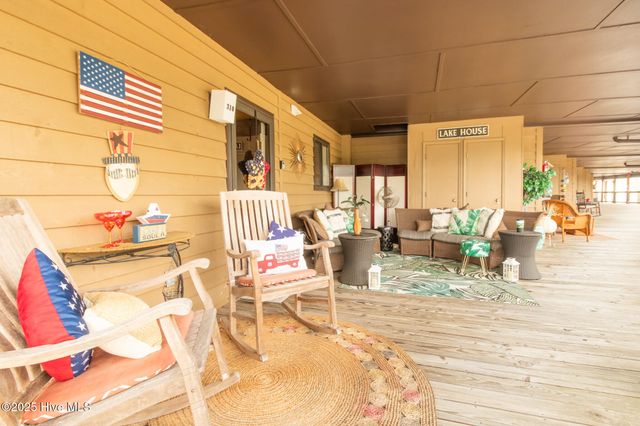 310 Lake Place Condo Drive 310, Elizabethtown, NC 28337