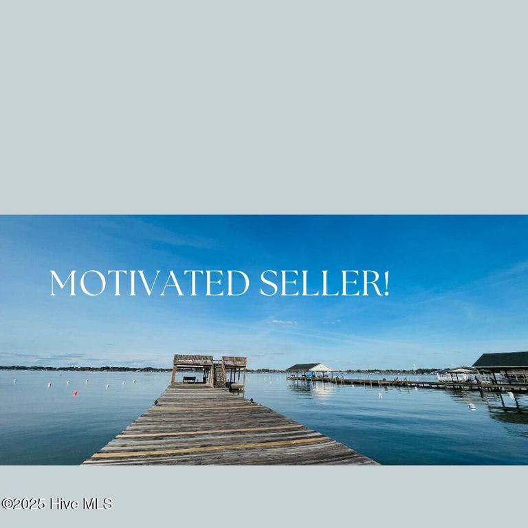 310 Lake Place Condo Drive 310, Elizabethtown, NC 28337