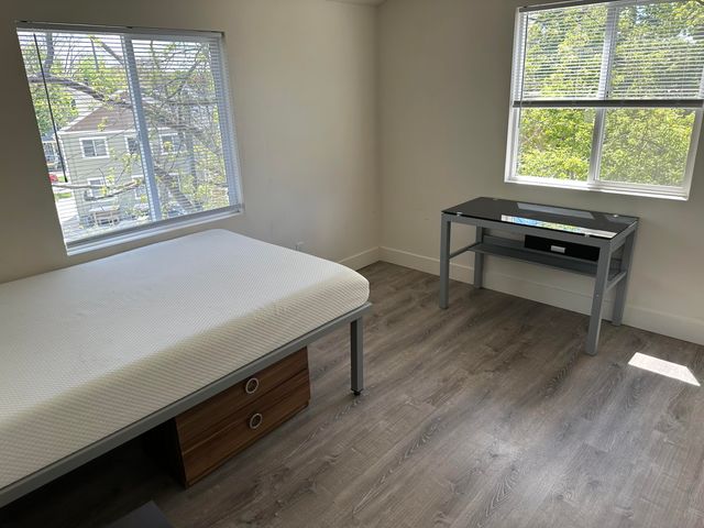 1104 Packard Street, Ann Arbor, MI 48104