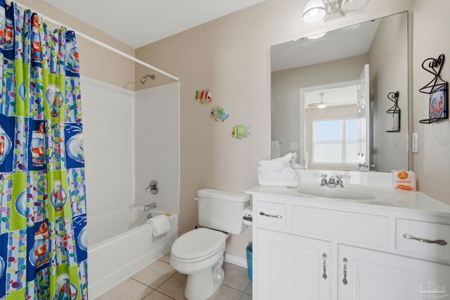 8174 Gulf Blvd D, Navarre Beach, FL 32566