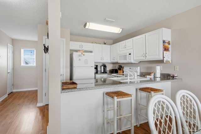 8174 Gulf Blvd D, Navarre Beach, FL 32566