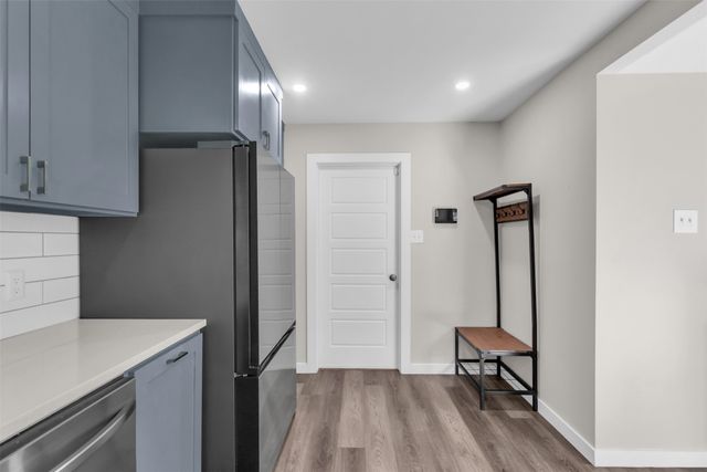 803 Rachelle Drive, Red Oak, TX 75154