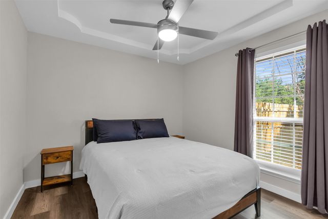 803 Rachelle Drive, Red Oak, TX 75154