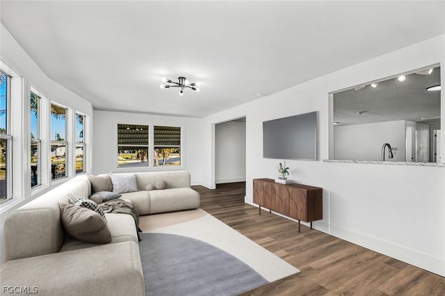 13651 Grackle DR, Fort Myers, FL 33908