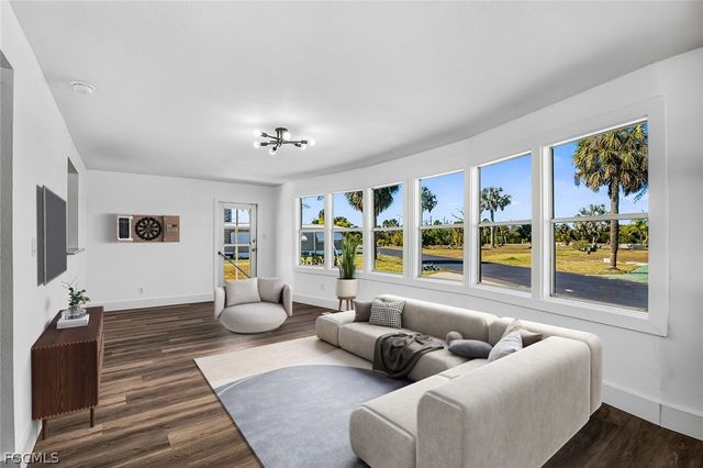 13651 Grackle DR, Fort Myers, FL 33908