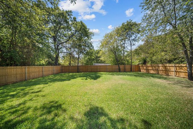 4519 Rosehill Road, Garland, TX 75043