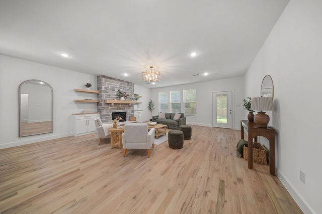 4519 Rosehill Road, Garland, TX 75043