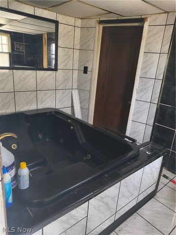 21104 Clare Avenue, Maple Heights, OH 44137