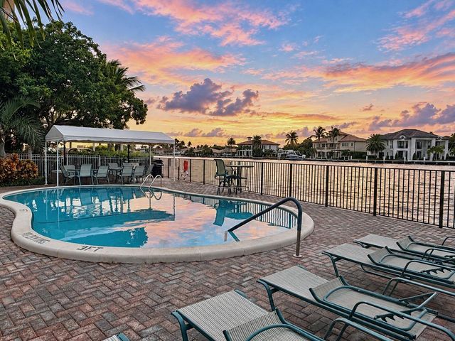 901 N RIVERSIDE Drive 2B, Pompano Beach, FL 33062