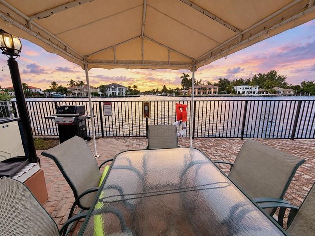 901 N RIVERSIDE Drive 2B, Pompano Beach, FL 33062