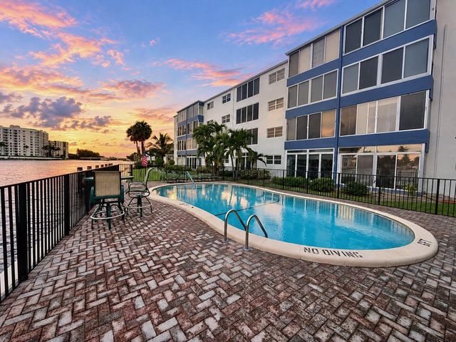 901 N RIVERSIDE Drive 2B, Pompano Beach, FL 33062