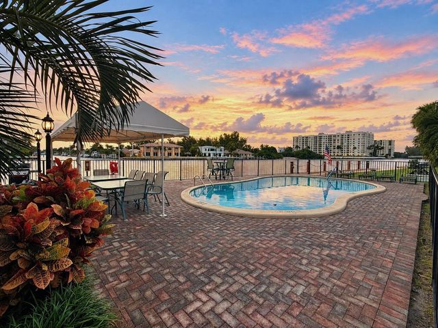 901 N RIVERSIDE Drive 2B, Pompano Beach, FL 33062
