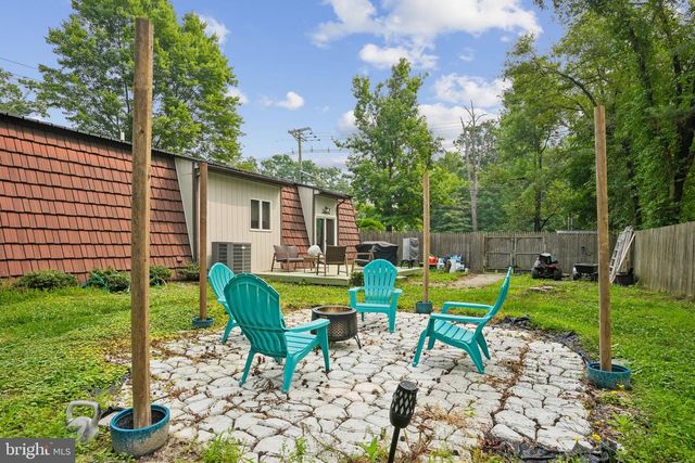 566 HARTFORD RD, Mount Laurel, NJ 08054