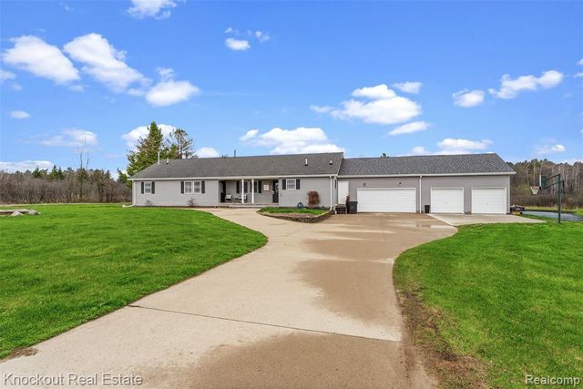 4800 Howell Road, Otter Lake, MI 48464