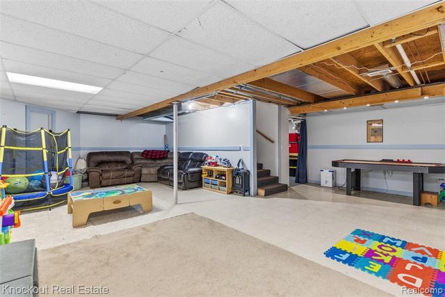 4800 Howell Road, Otter Lake, MI 48464