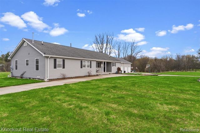 4800 Howell Road, Otter Lake, MI 48464
