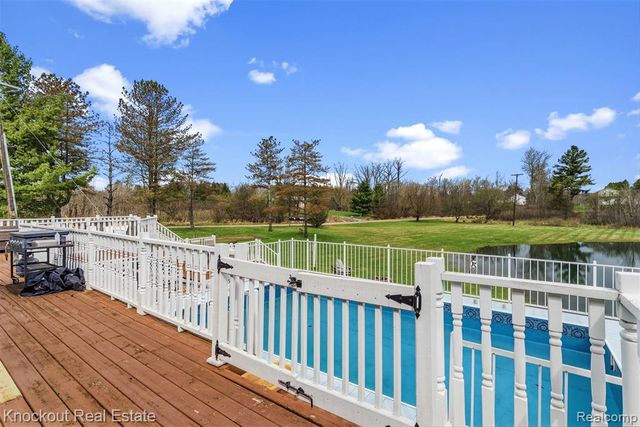 4800 Howell Road, Otter Lake, MI 48464