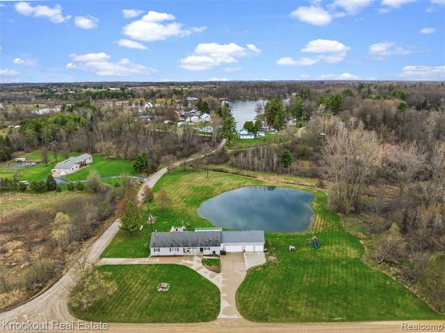 4800 Howell Road, Otter Lake, MI 48464