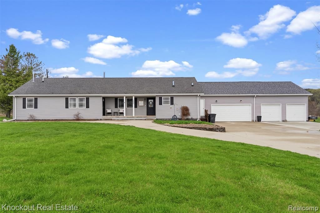 4800 Howell Road, Otter Lake, MI 48464