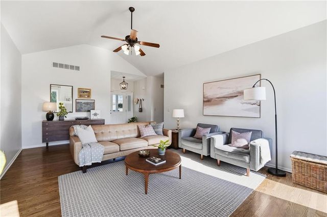 1109 NW 92nd Street, Kansas City, MO 64155