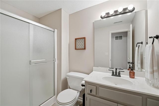 1109 NW 92nd Street, Kansas City, MO 64155