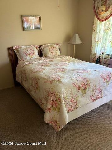 1190 Riviera Drive NE, Palm Bay, FL 32905