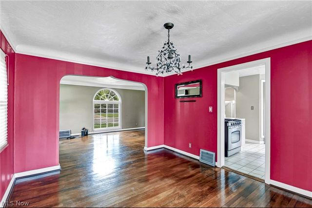 94 E 217th Street, Euclid, OH 44123