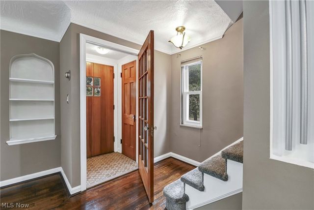 94 E 217th Street, Euclid, OH 44123